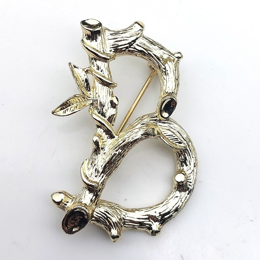 Vintage Sarah Coventry Gold Tone Bamboo Style Letter B Initial Monogram Pin Broo